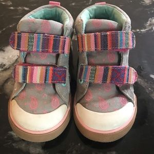 Toddler size 7 sneakers